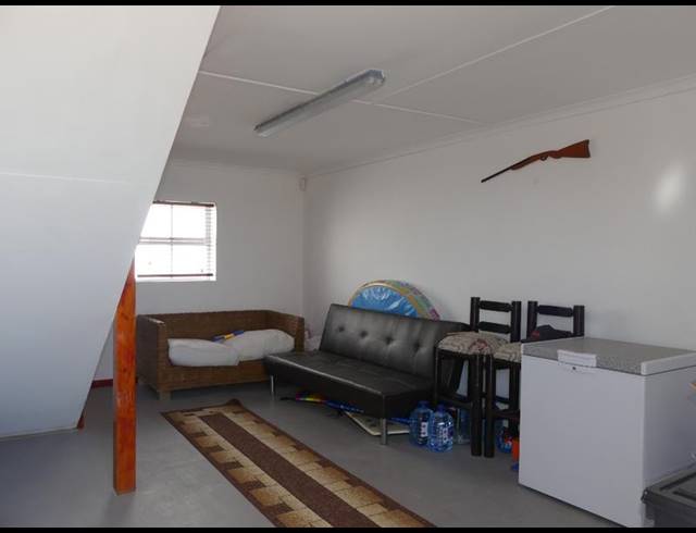 2 BEDROOM HOUSE FOR SALE IN DA GAMA BAY